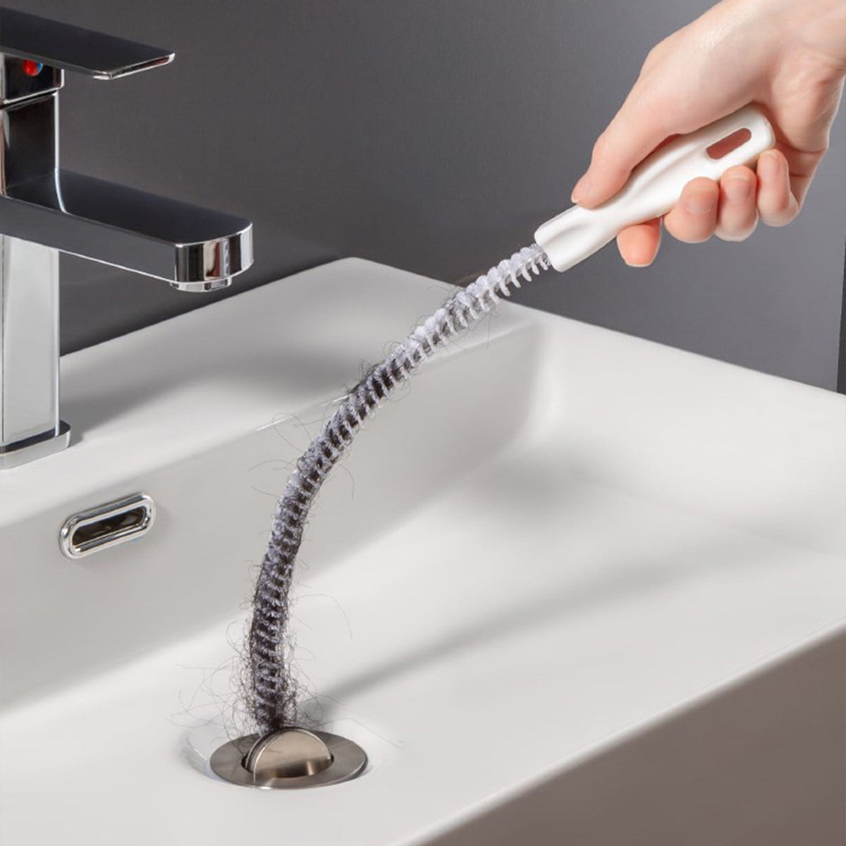 Flexible 60 cm Bristle Cleaning Tool for Long Tubes, Straws and Drains - Image 4